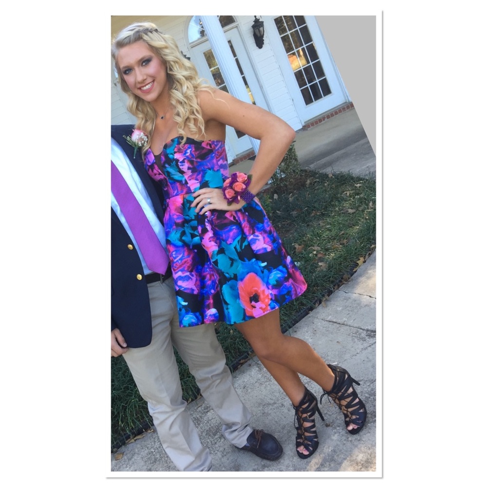 Strapless Floral Short Formal / Prom Dress size 5 juniors